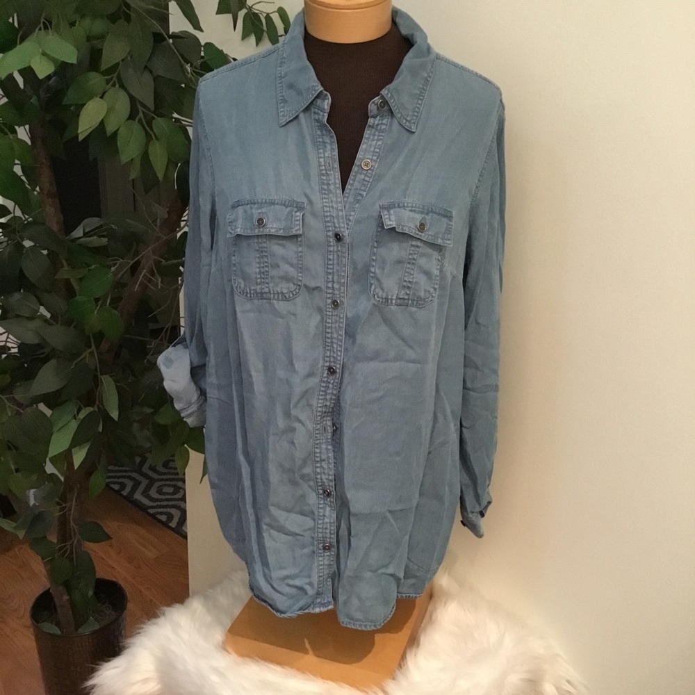 Style and Co Woman’s 0X roll sleeve button down lightweight denim shirt/…